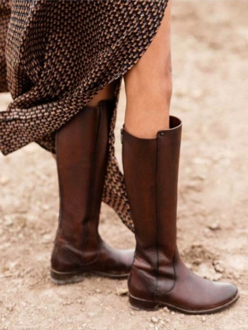 Frye Melissa Stud Back Zip-Up Boot Size 9.5
